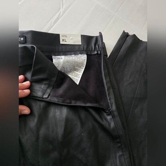 NWT Zara High Rise Faux Leather Leggings Size XL - Picture 4 of 13